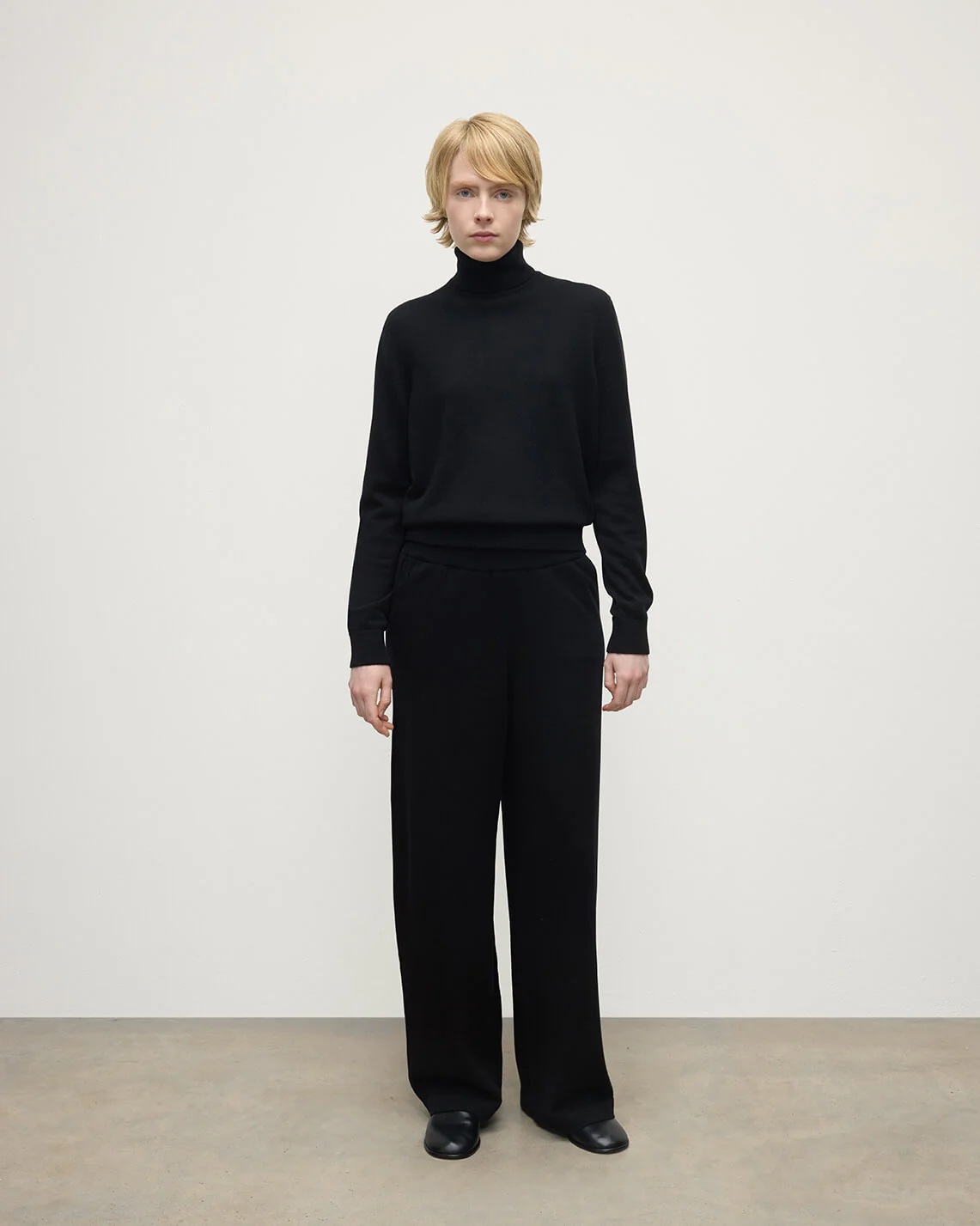 Wide Leg Black Cashmere Trousers