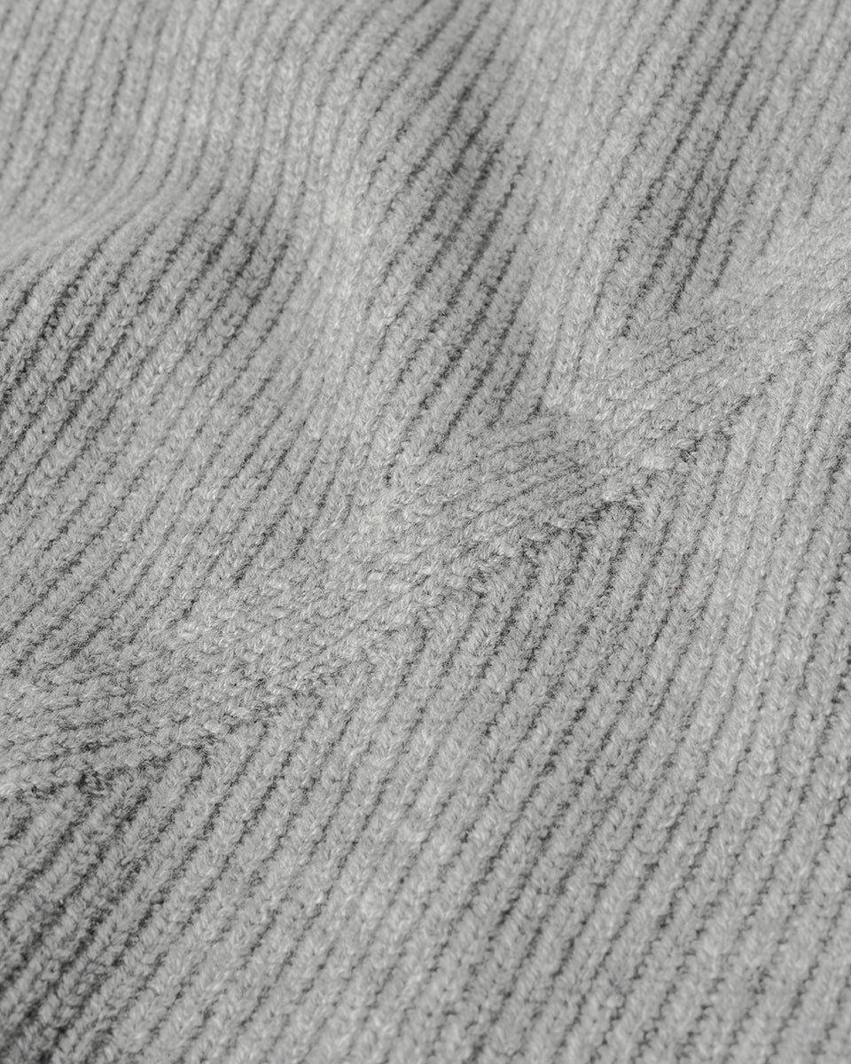 Sleeveless Light Grey Cashmere Tank Top - Image 6