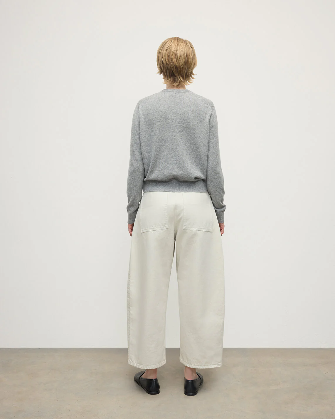 Cashmere Light Grey V Neck Jumper - Image 4