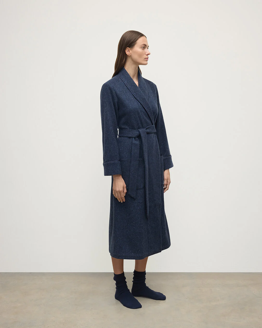 Donegal Cashmere Navy Dressing Gown - Image 3