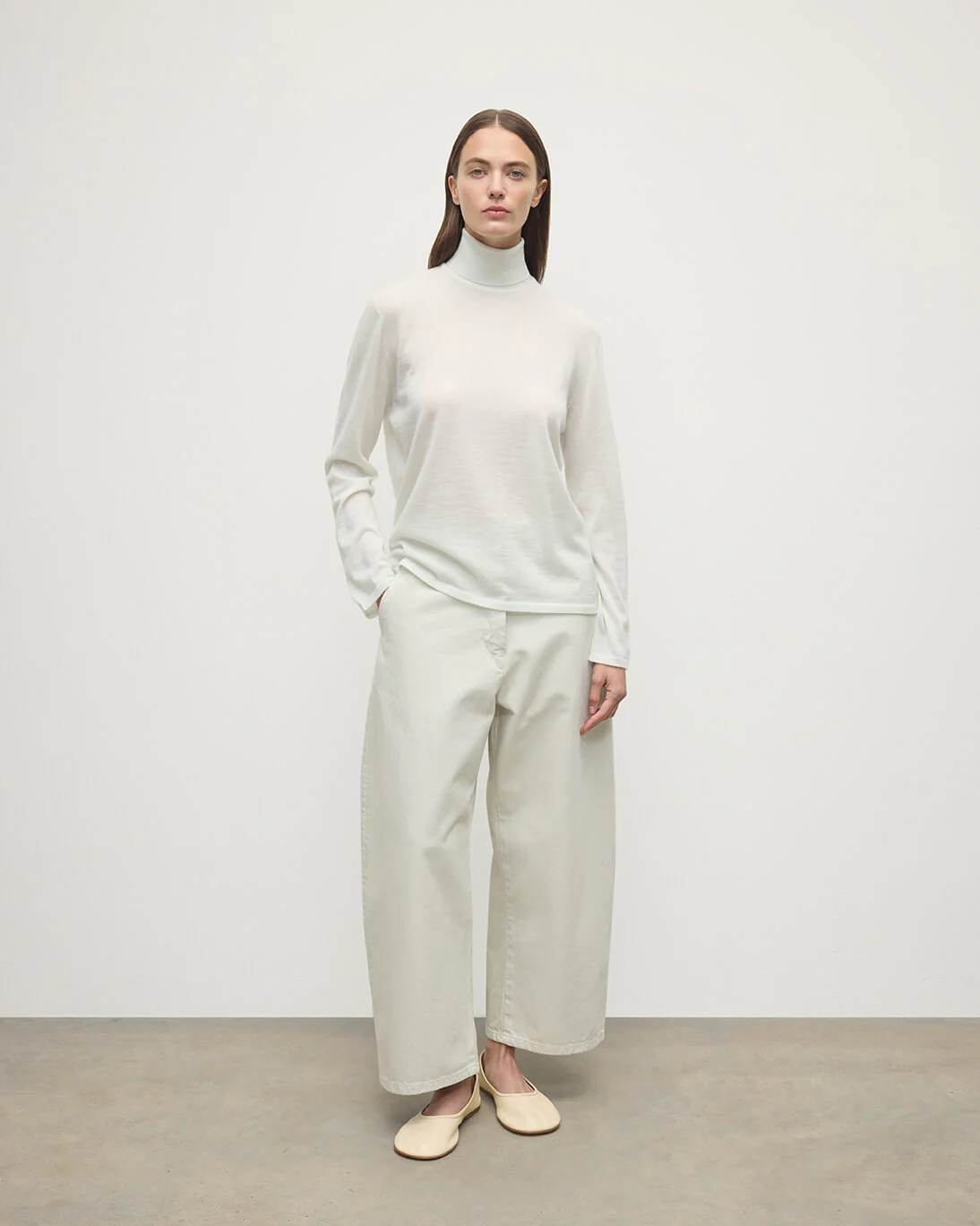 Superfine Cashmere White Roll Neck Jumper